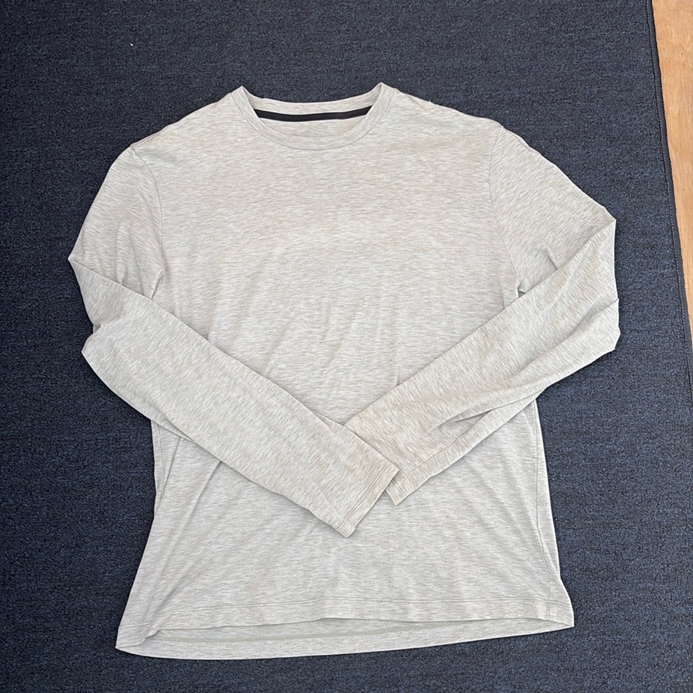 Mens Lululemon Long Sleeve shirt